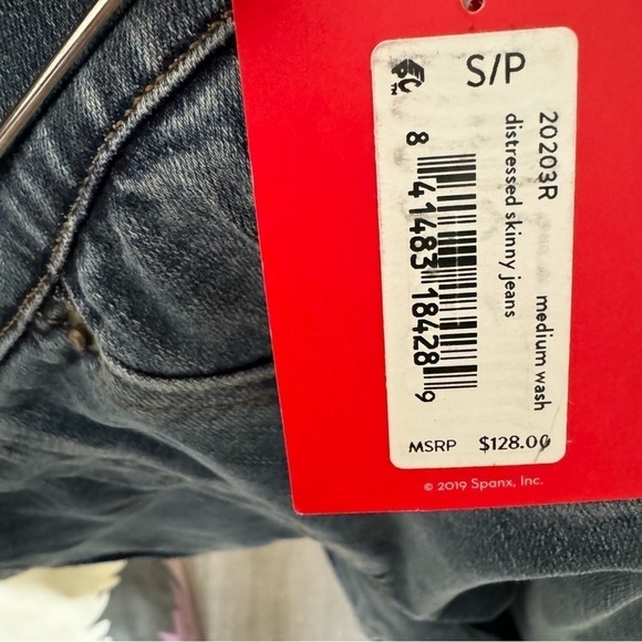 Spanx Distressed Skinny Jean Jeggings - Picture 6 of 6